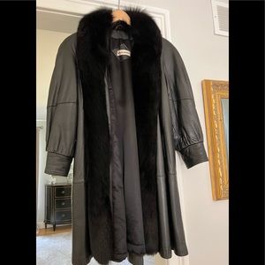 W. M. Harris Leather Fur Jacket - size large